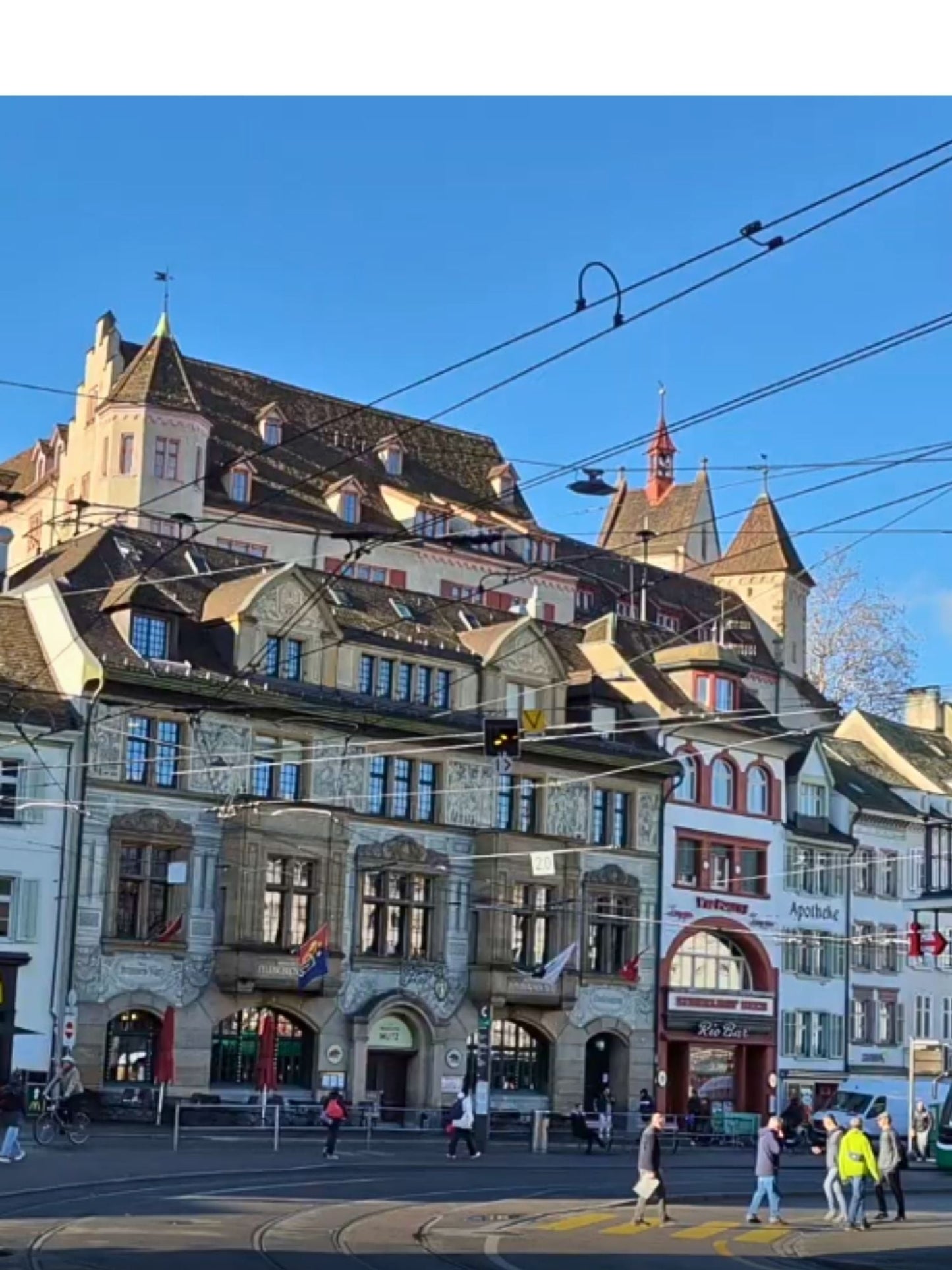 Rosy & Dougie's Celtic Knitwear Tour: Switzerland